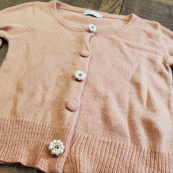 Earth, music & ecology cardigan sweet & soft peachy sweater & beaded buttons - Picture 6 of 6